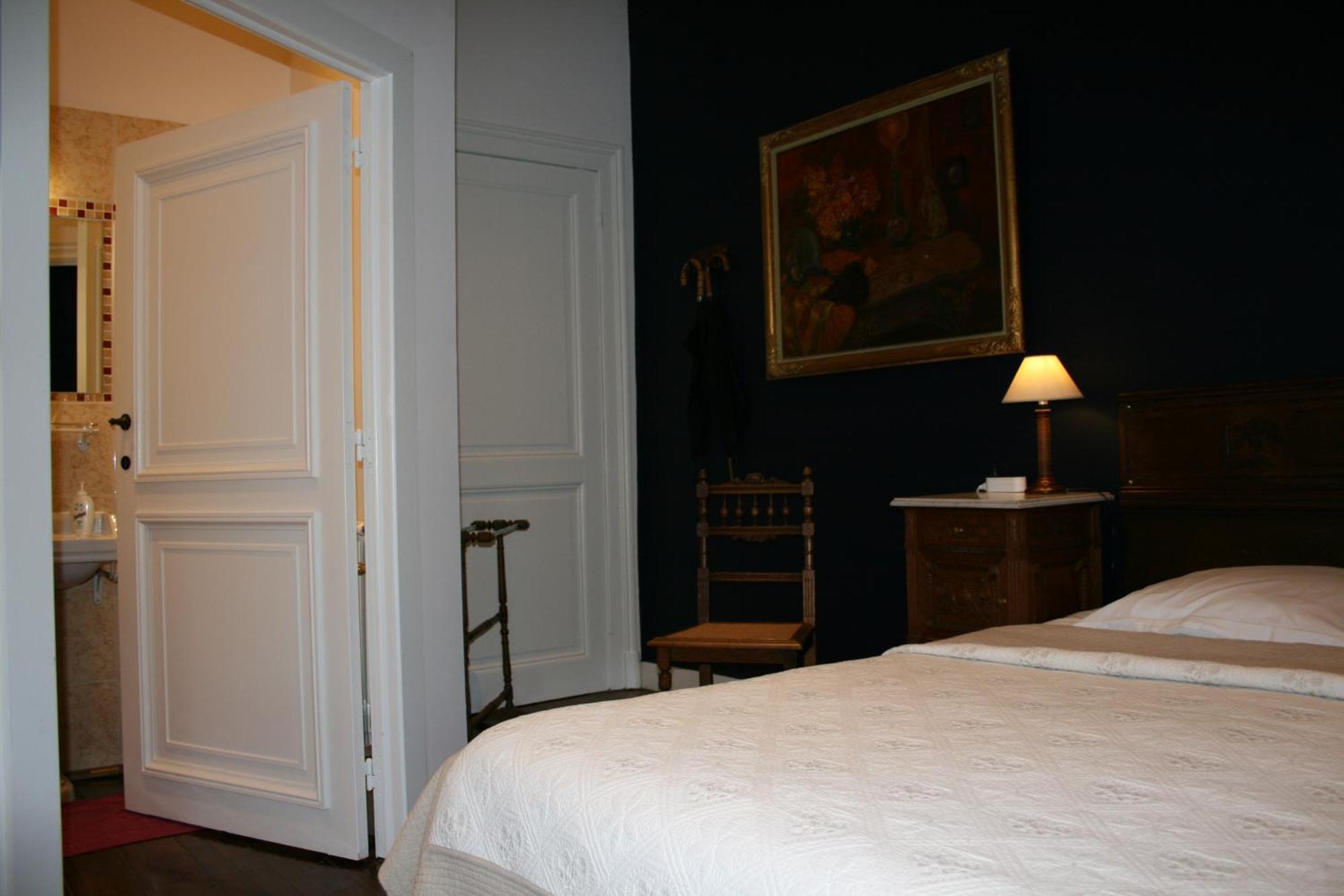 Chateau De Bonne Esperance Bed & Breakfast
