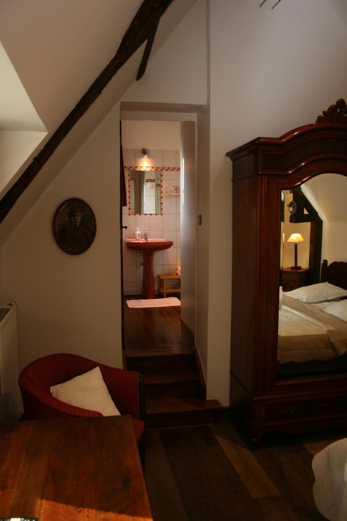 Chateau De Bonne Esperance Bed & Breakfast Huy