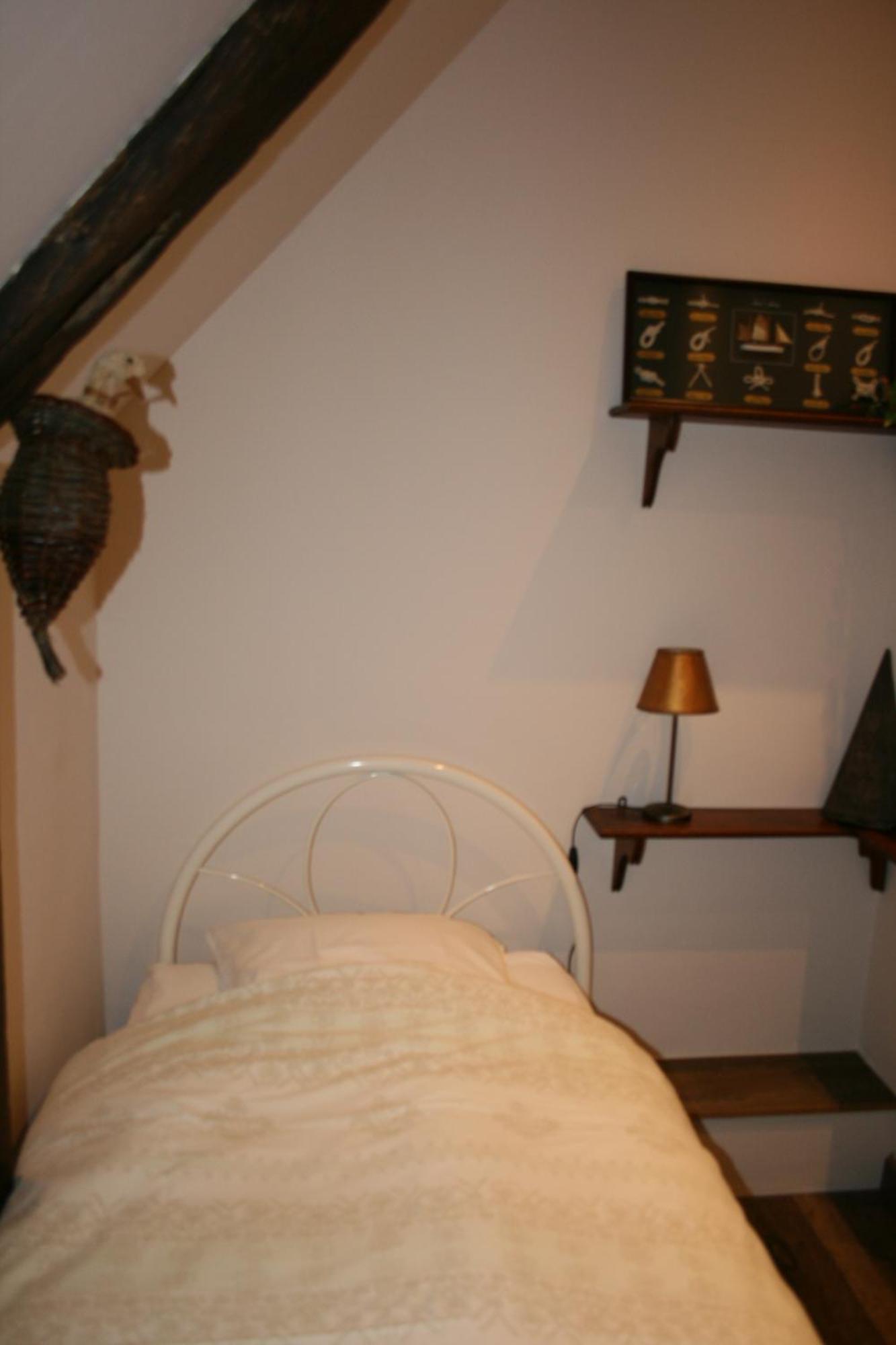 Chateau De Bonne Esperance Bed & Breakfast